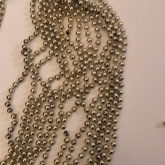 SET of 6 packs of Gold Bead Garlands - Picture 6 of 16